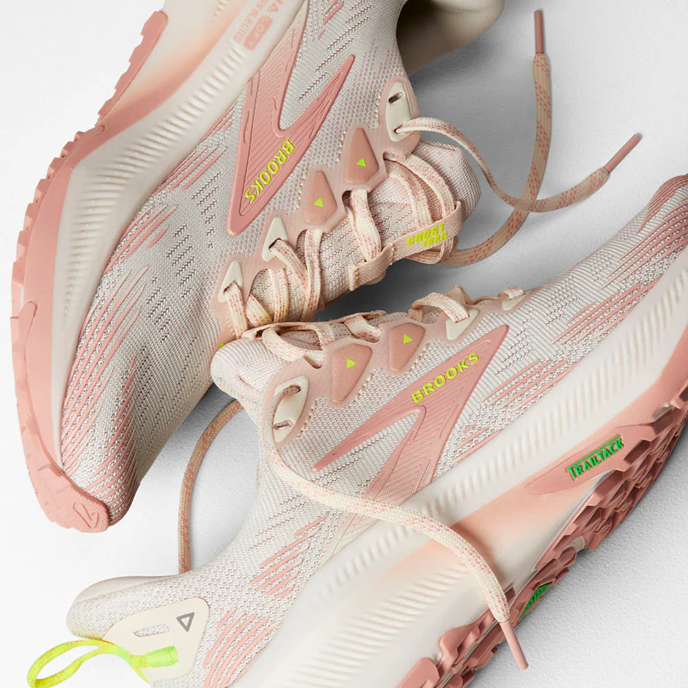ZAPATILLAS BROOKS GHOST TRAIL MUJER - Arctic Wolf / Rose / Nightlife - Image 7